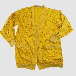 T.A. Whitney Women's size Medium Vintage lightweight Cardigan‎ Yellow floral